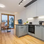 Shortstaypoland Zdziechowskiego * Warsaw