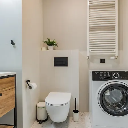Shortstaypoland Zdziechowskiego Apartment Warsaw