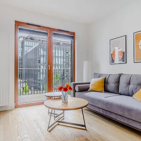 Shortstaypoland Zdziechowskiego Apartment
