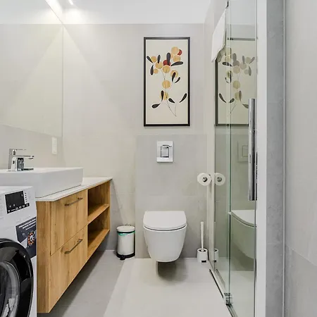 Shortstaypoland Zdziechowskiego * Varşova