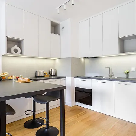 Shortstaypoland Zdziechowskiego